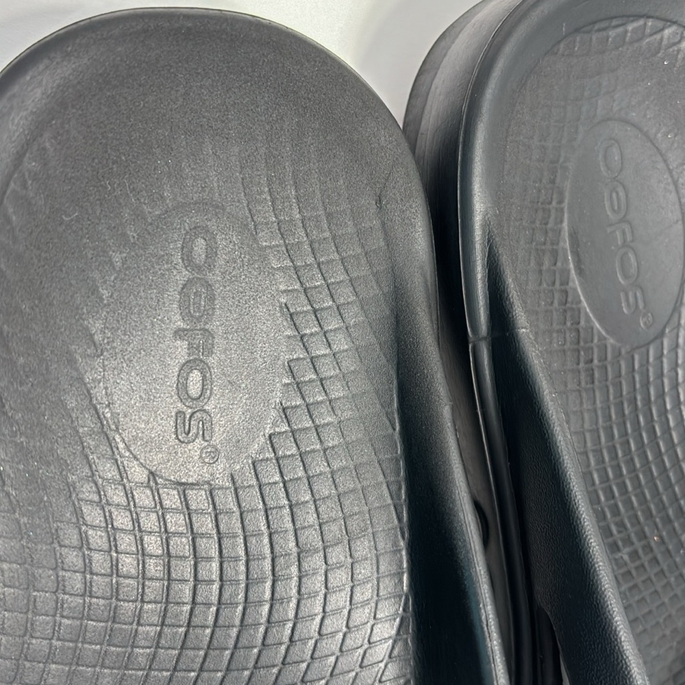 Oofos original black thong sandal - Picture 6 of 10